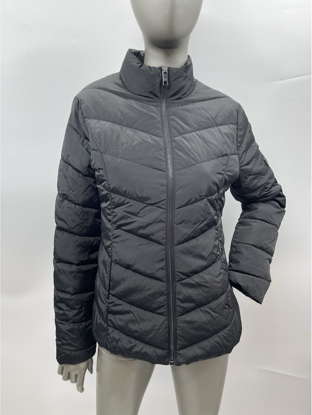 NWT Women’s Ted Baker Renika packaway padded jacket in black Size 2